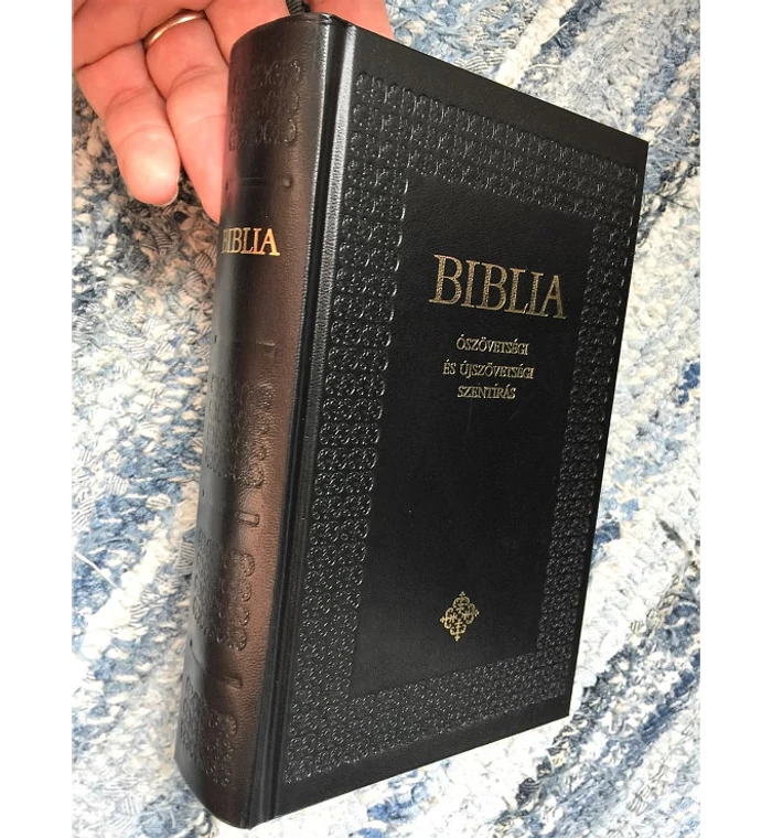 Biblia - Katolikus (fekete, kis méret, kemény borítós)